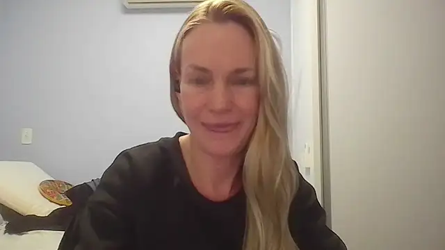 Annylove1 online show from 06-09-26, 12:44