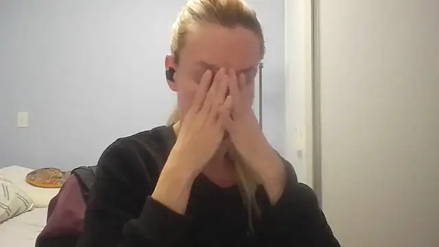Annylove1 online show from 06-19-26, 12:26