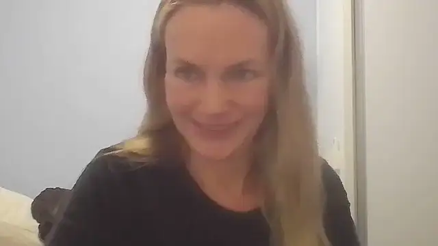 Annylove1 online show from 06-26-26, 12:04