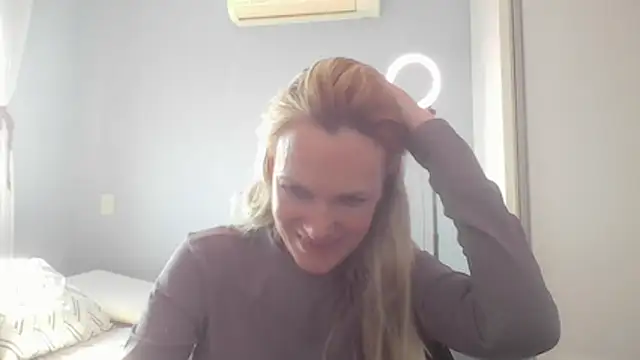 Annylove1 online show from 07-06-26, 05:04