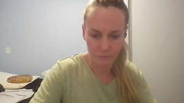 Annylove1 online show from 07-27-26, 12:06