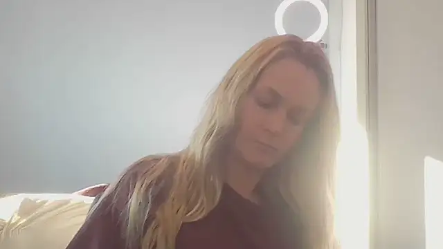 Annylove1 online show from 07-28-26, 06:53