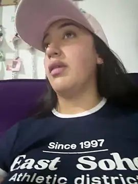 Hannahoff online show from 03-08-25, 12:22