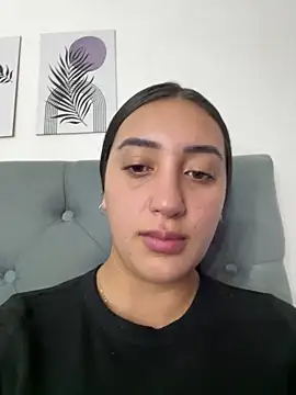 Hannahoff online show from 10-14-25, 02:12