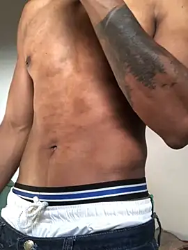 Snapshot of morris22z chatting on 01-19-25, 09:13 morris22z online show from 01-19-25, 09:13