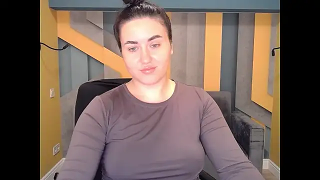 Roxie Bradley online show from 12-07-24, 07:38