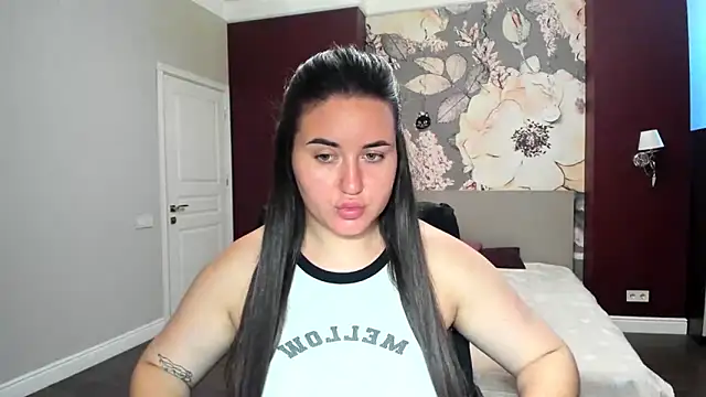 Roxie Bradley online show from 09-11-25, 05:51