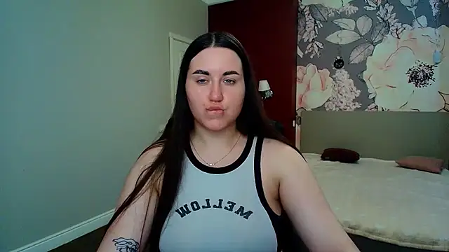 Roxie Bradley online show from 07-01-26, 05:42