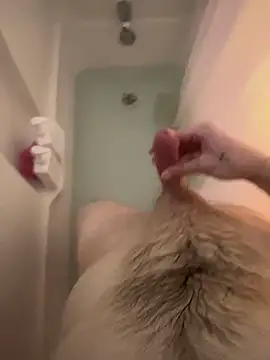 Snapshot of ThatTattooedGuy chatting on 09-20-25, 04:41 ThatTattooedGuy online show from 09-20-25, 04:41