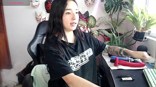 Snapshot of cat_salo chatting on 01-17-26, 11:08 cat salo online show from 01-17-26, 11:08