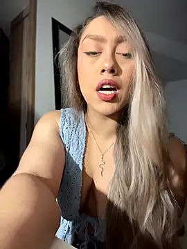 Im sophiie online show from 02-21-26, 06:25