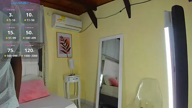 Snapshot of AlmaSean chatting on 02-02-25, 07:46 AlmaSean online show from 02-02-25, 07:46