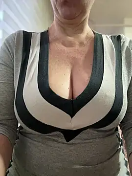 sweetmystery1 online show from 01-17-26, 03:06