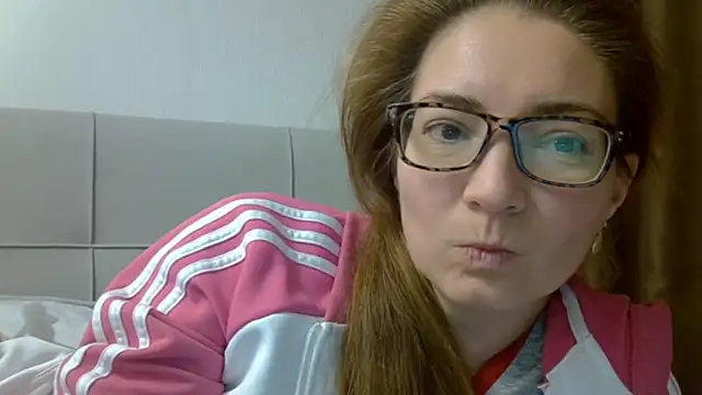 Ashleyspice online show from 10-21-25, 08:04