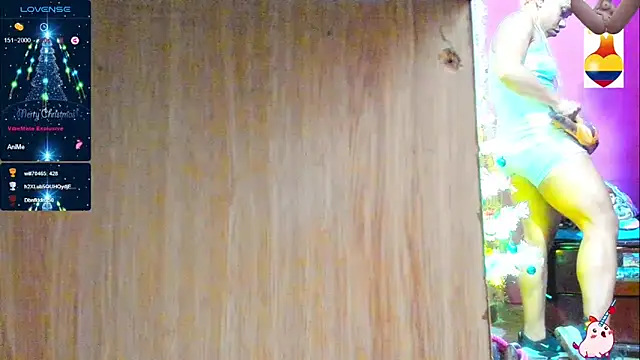 Snapshot of BARBYCHOCOLAT chatting on 12-23-24, 03:40 BARBYCHOCOLAT online show from 12-23-24, 03:40