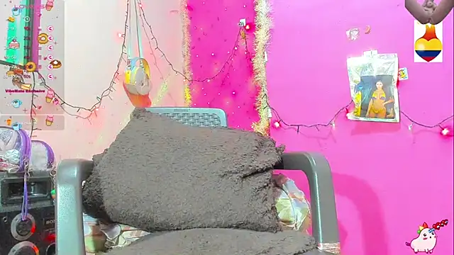 Snapshot of BARBYCHOCOLAT chatting on 02-15-25, 06:12 BARBYCHOCOLAT online show from 02-15-25, 06:12