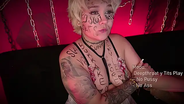 Snapshot of Laura_takint chatting on 03-07-25, 10:21 Laura takint online show from 03-07-25, 10:21