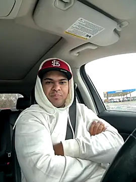 Snapshot of marhi32 chatting on 11-09-25, 01:42 marhi32 online show from 11-09-25, 01:42