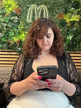 AnneKane online show from 04-16-26, 05:41