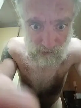 Snapshot of begood4daddy2day chatting on 11-09-25, 05:39 begood4daddy2day online show from 11-09-25, 05:39