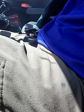 Hotredheadandtoungelasher online show from 09-15-25, 06:30