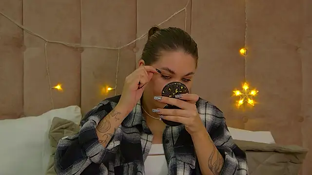 RachelSimpson online show from 12-19-24, 09:28