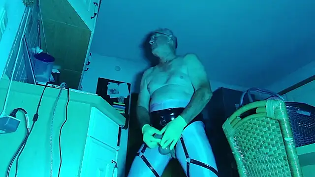 Sexspielzeug-1 online show from 09-20-25, 10:00