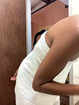 Jasmine FullsShine online show from 11-19-25, 06:41