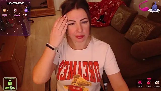 Snapshot of LauraClarck chatting on 01-23-25, 06:17 LauraClarck online show from 01-23-25, 06:17