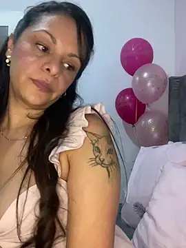 Kataliina online show from 03-17-25, 04:51