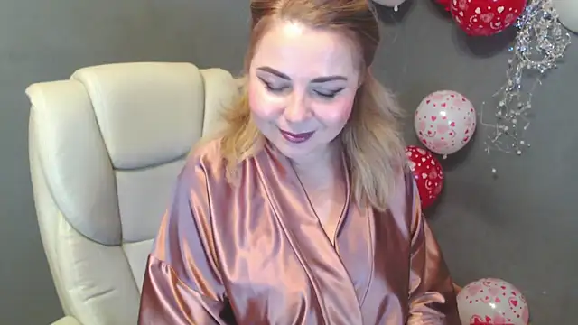 Cute sun online show from 02-15-26, 06:59