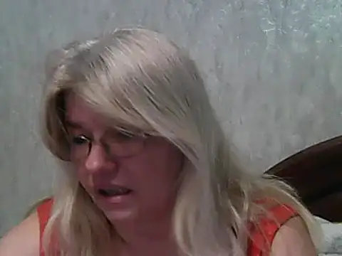 Diana 49 online show from 02-19-25, 08:33