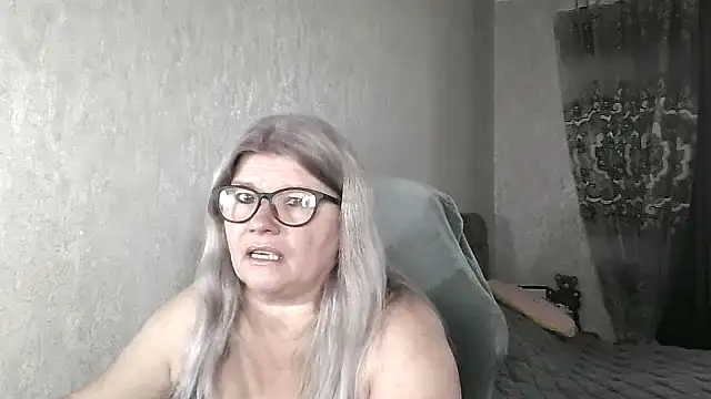 Diana 49 online show from 05-27-26, 07:38