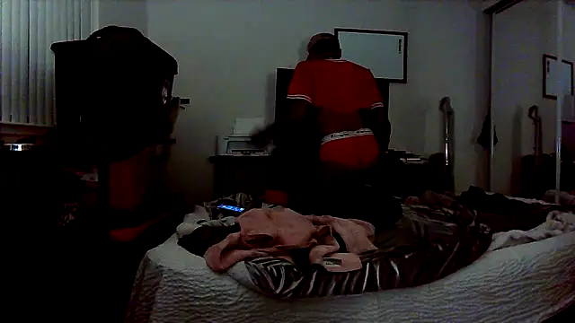 trophyboi69 online show from 12-05-24, 10:23