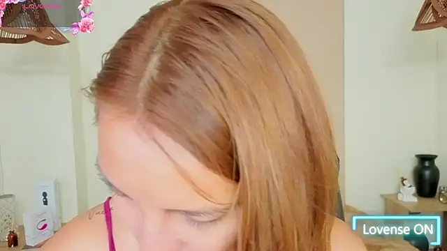 AnisiaFarina online show from 10-21-25, 11:22