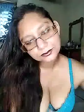 Snapshot of Sivanija_21 chatting on 12-16-24, 04:27 Sivanija 21 online show from 12-16-24, 04:27