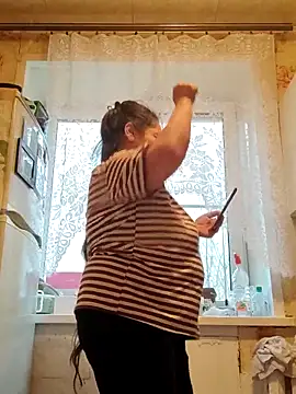 Zulfiya Bruce online show from 04-13-26, 03:06