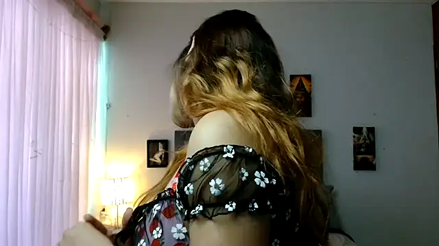 3littleschoolteens online show from 10-31-25, 09:05