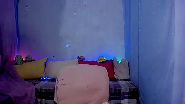 LickLizzy online show from 02-02-25, 11:53