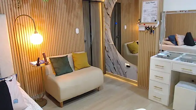 Snapshot of deepieredandwett chatting on 09-27-25, 09:58 deepieredandwett online show from 09-27-25, 09:58