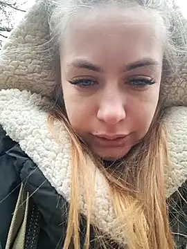 Keli Jessi online show from 12-29-24, 01:17