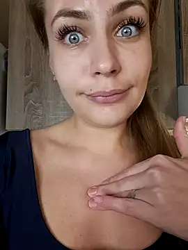 Keli Jessi online show from 01-21-25, 05:09