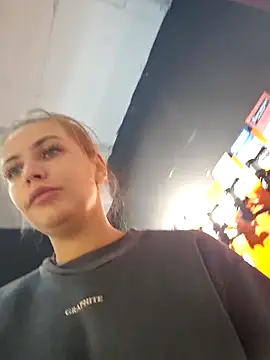 Keli Jessi online show from 10-03-25, 05:43