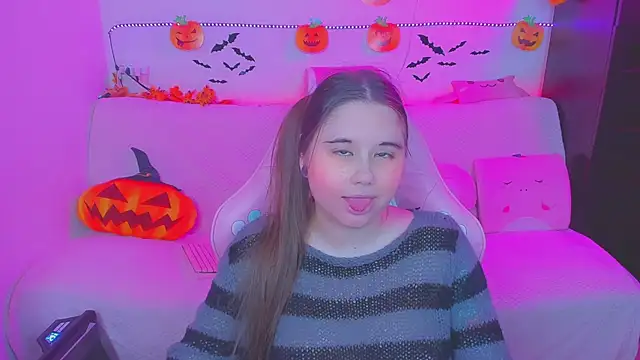 Lolisuccub online show from 10-14-25, 06:31