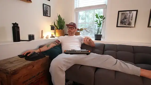 Snapshot of BradBronton chatting on 01-17-26, 01:16 BradBronton online show from 01-17-26, 01:16