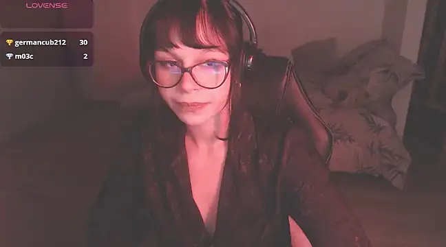 Snapshot of modjo_ chatting on 01-05-25, 05:09 modjo  online show from 01-05-25, 05:09