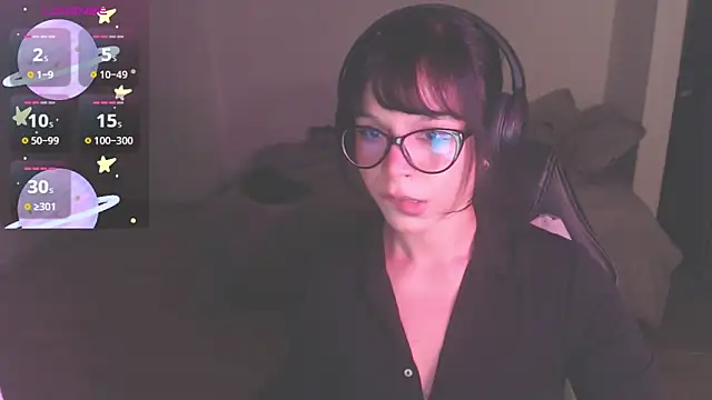 Snapshot of modjo_ chatting on 10-18-25, 04:26 modjo  online show from 10-18-25, 04:26