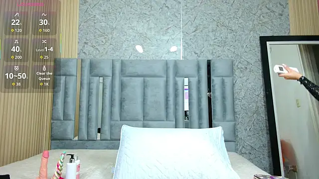 veronicaroose  online show from 10-18-25, 01:12