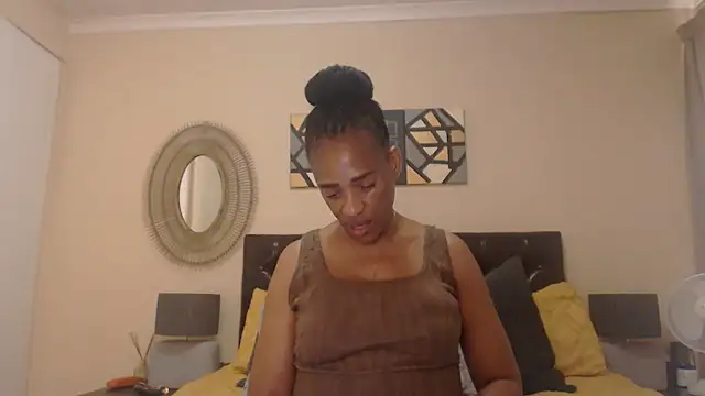 Snapshot of Creamyass22 chatting on 03-20-25, 03:47 Creamyass22 online show from 03-20-25, 03:47