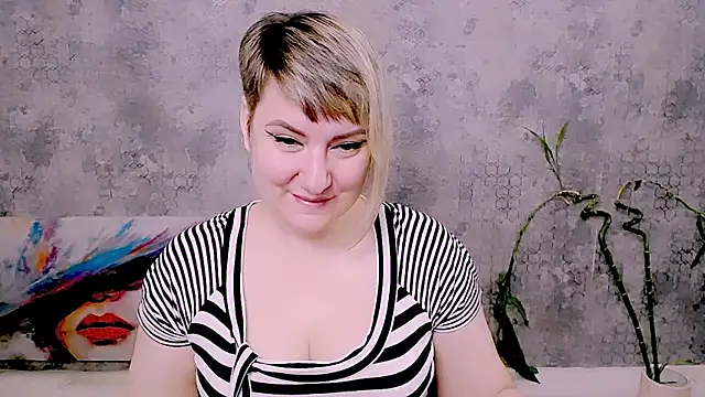 Djullia online show from 05-20-26, 06:08